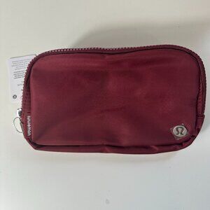 NEW LULULEMON Everywhere Belt Bag Maroon Wine Sling Crossbody Fanny